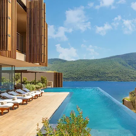 Lujo Bodrum מלון 5*
