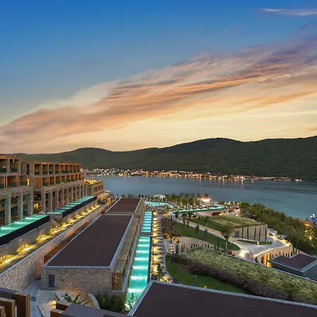 מלון Lujo Bodrum 5*